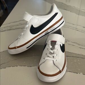 Nike Kids' Court Legacy Shoes